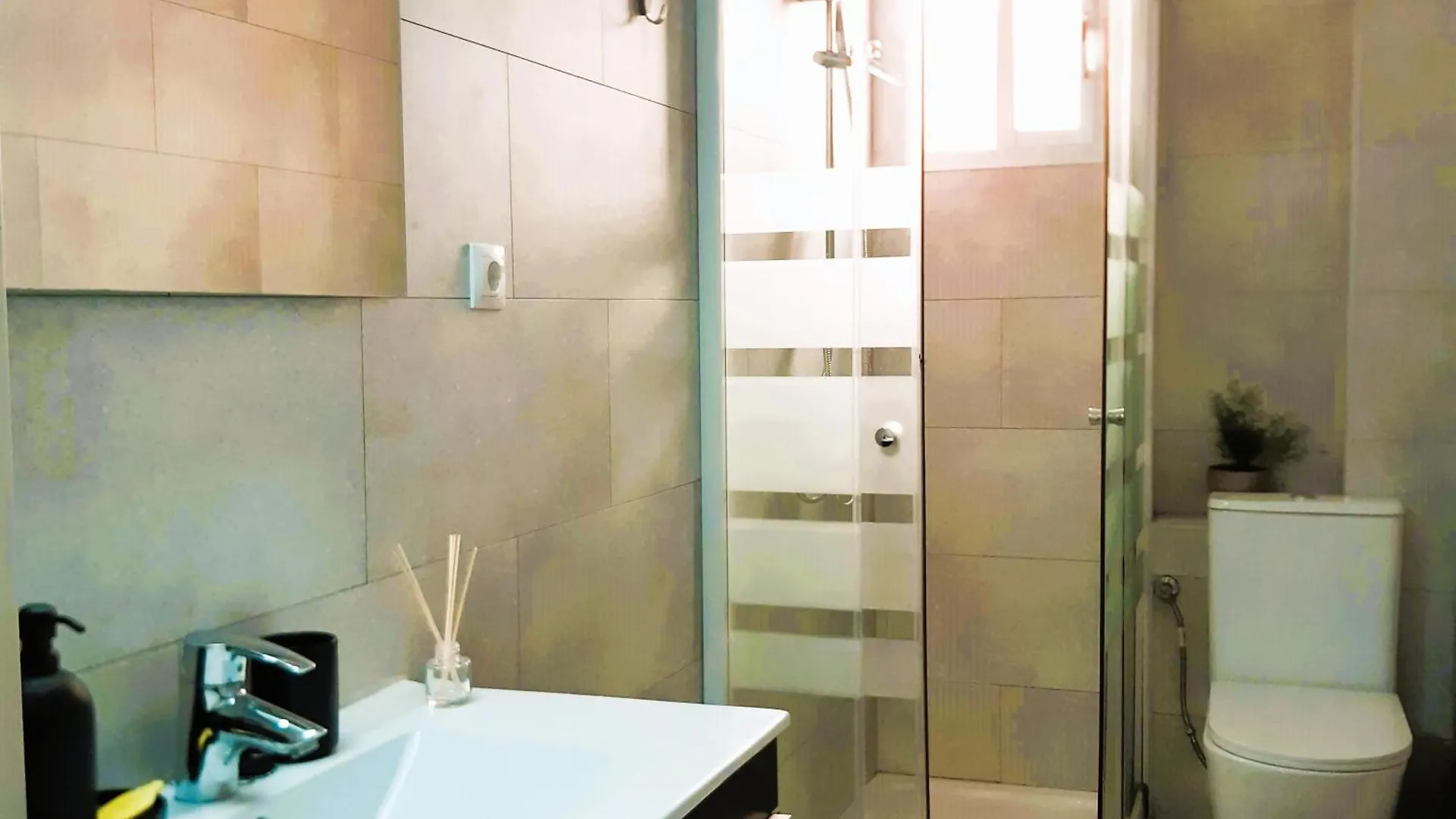 Montes De Oca Apartment Malaga